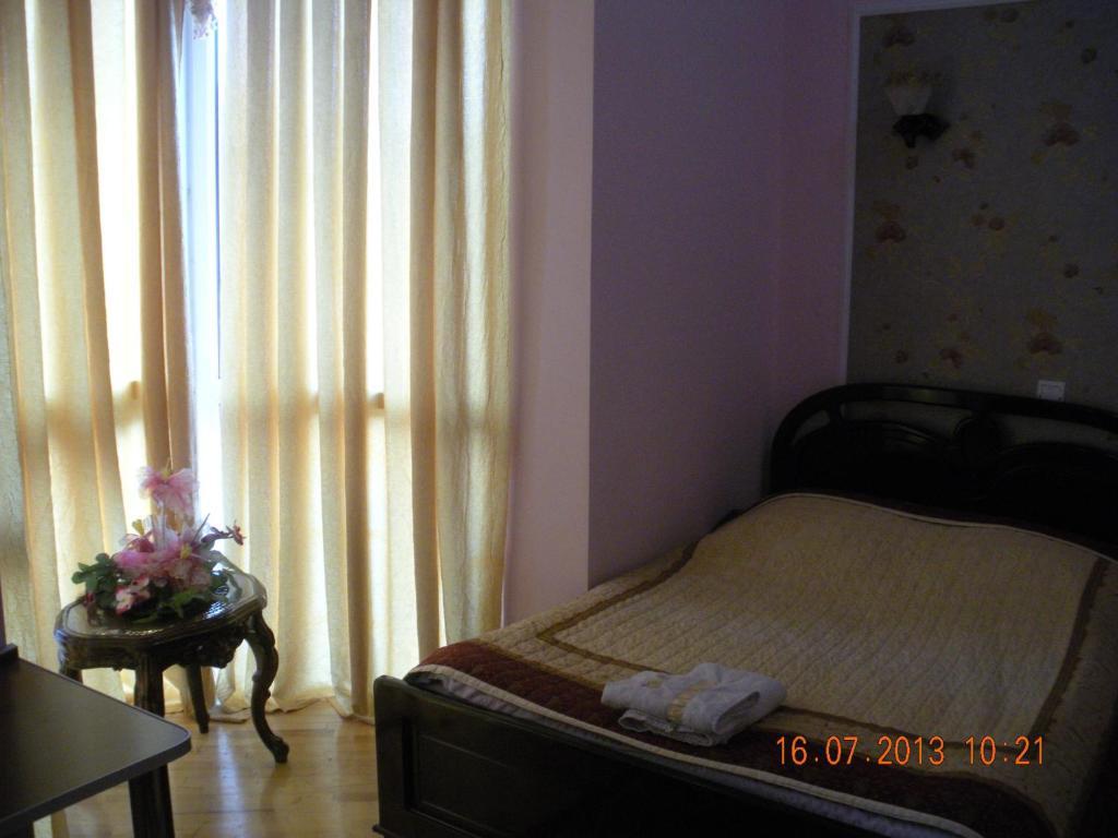 Edemi Hotel Kutaisi Luaran gambar