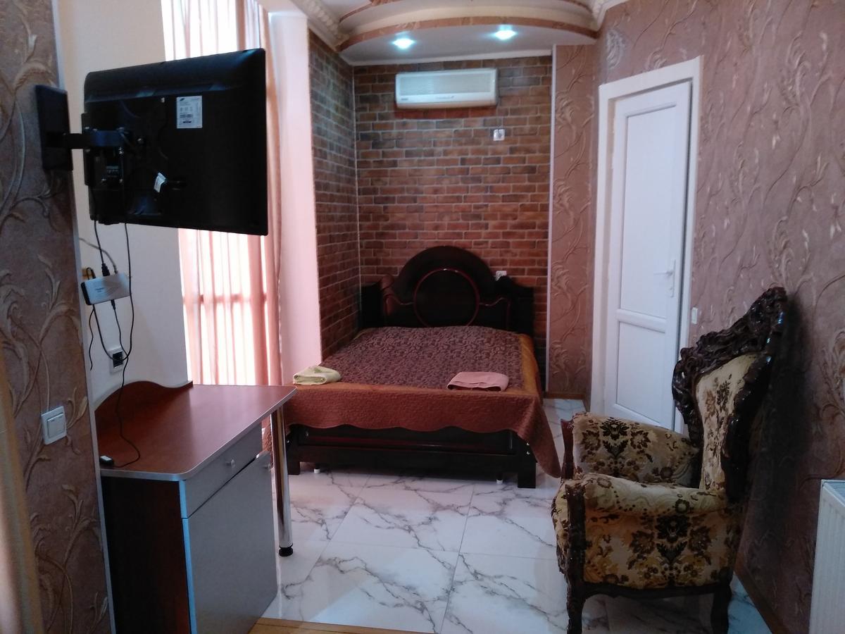 Edemi Hotel Kutaisi Luaran gambar